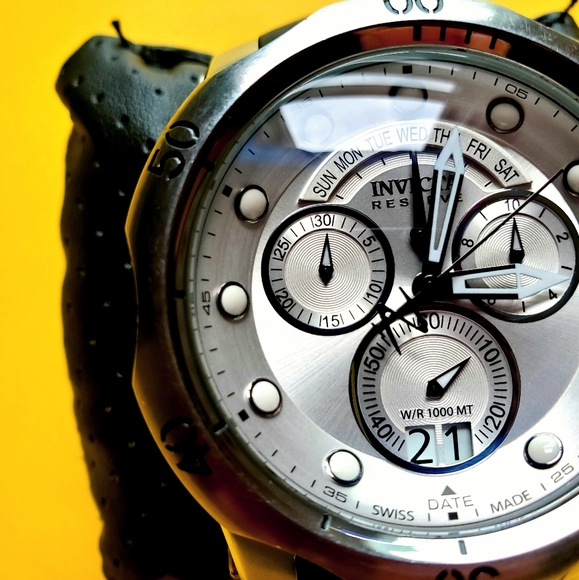 men watch - Picture 2 of 12